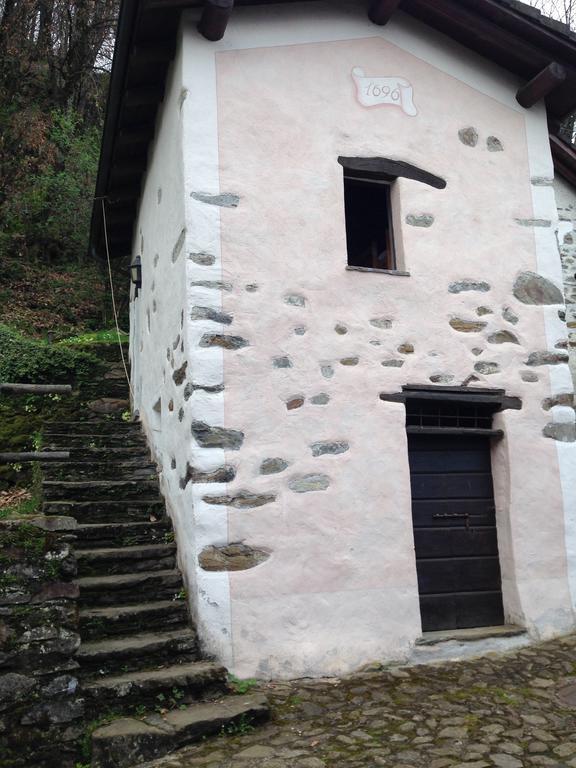 Ostello Orgnana Gambarogno Luaran gambar